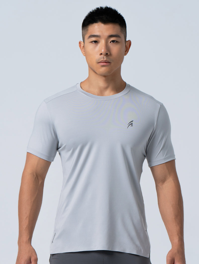 ArcTech™ Fitted Hem Short Sleeve Top (Light Grey) 