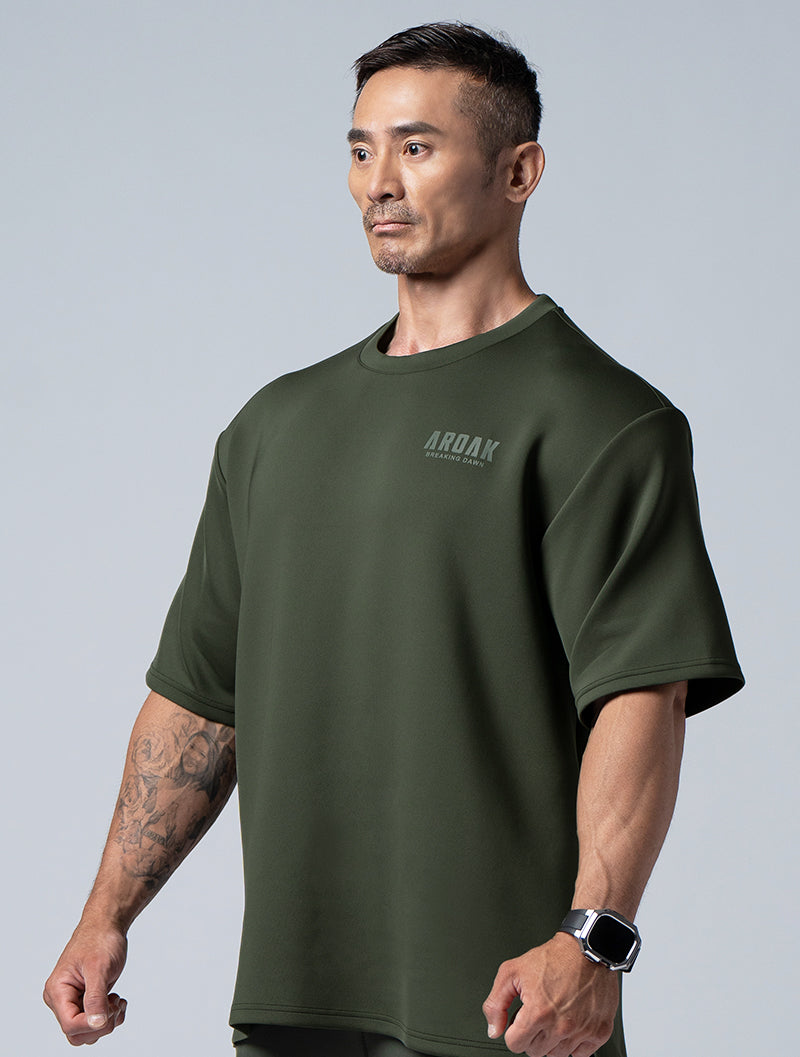 AirFlex™ Dawn Warrior OVERSIZED short-sleeved top (dark green)