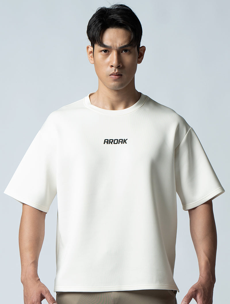 AirFlex™ OVERSIZED short-sleeved top (off-white) 