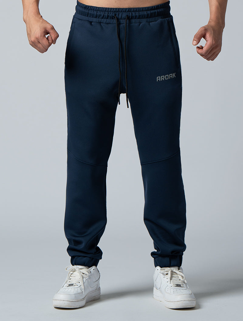 AirFlex™ loose-fitting cuffed trousers (Zhang Qing)